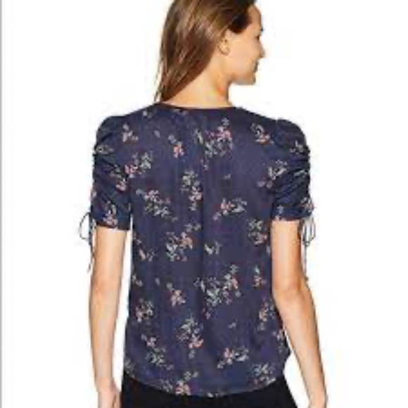 Lucky Brand tie sleeve blue floral blouse size M - Picture 3 of 7
